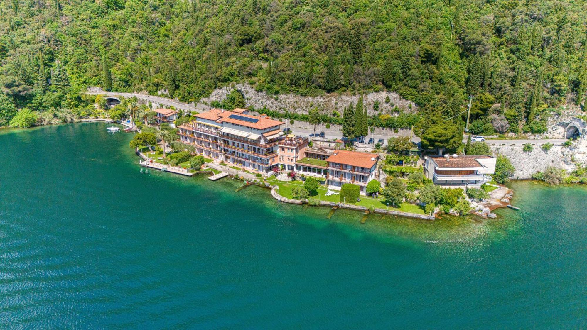 Hotel Forbisicle Tignale Ngoại thất bức ảnh