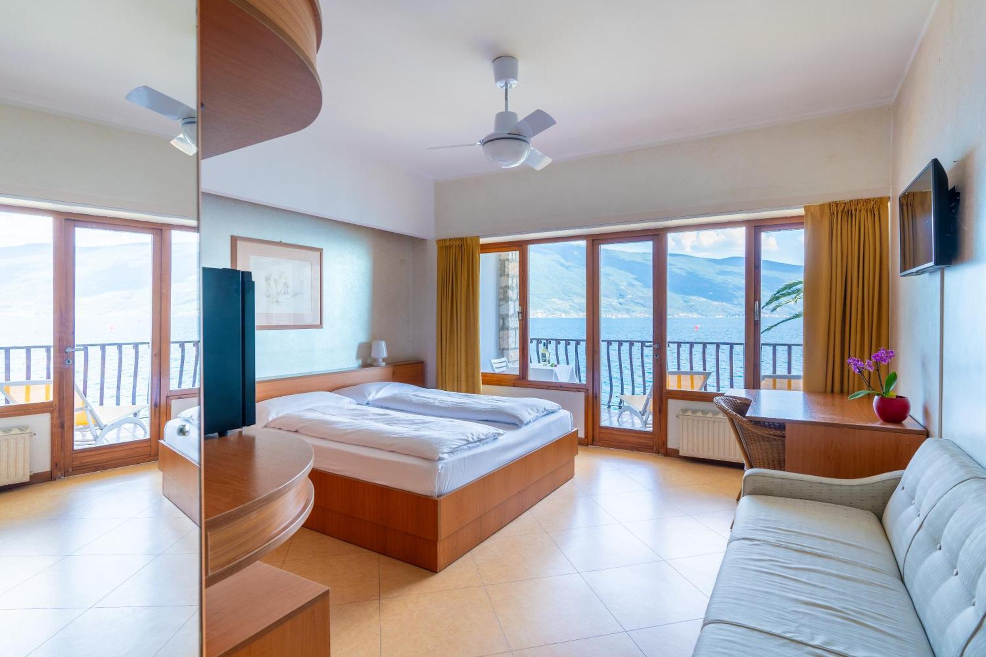 Hotel Forbisicle Tignale Ngoại thất bức ảnh
